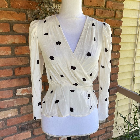 ASTR the Label Mia Top Cream Black Dot - Picture 5 of 11